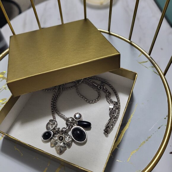 ✨ D&K Vintage Style Necklace – Perfect Christmas Gift! 🎁✨ - Picture 7 of 8